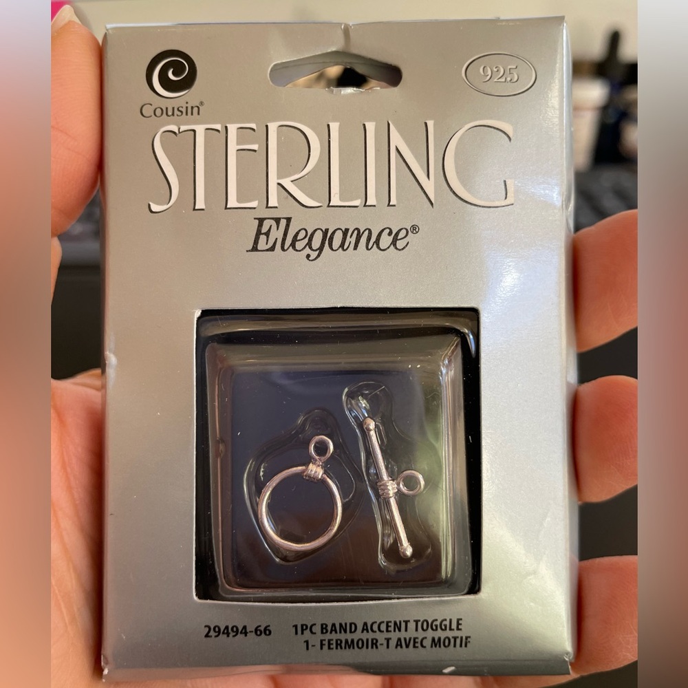 New - Sterling Silver 925 - band accent toggle. Necklace/Bracelet components